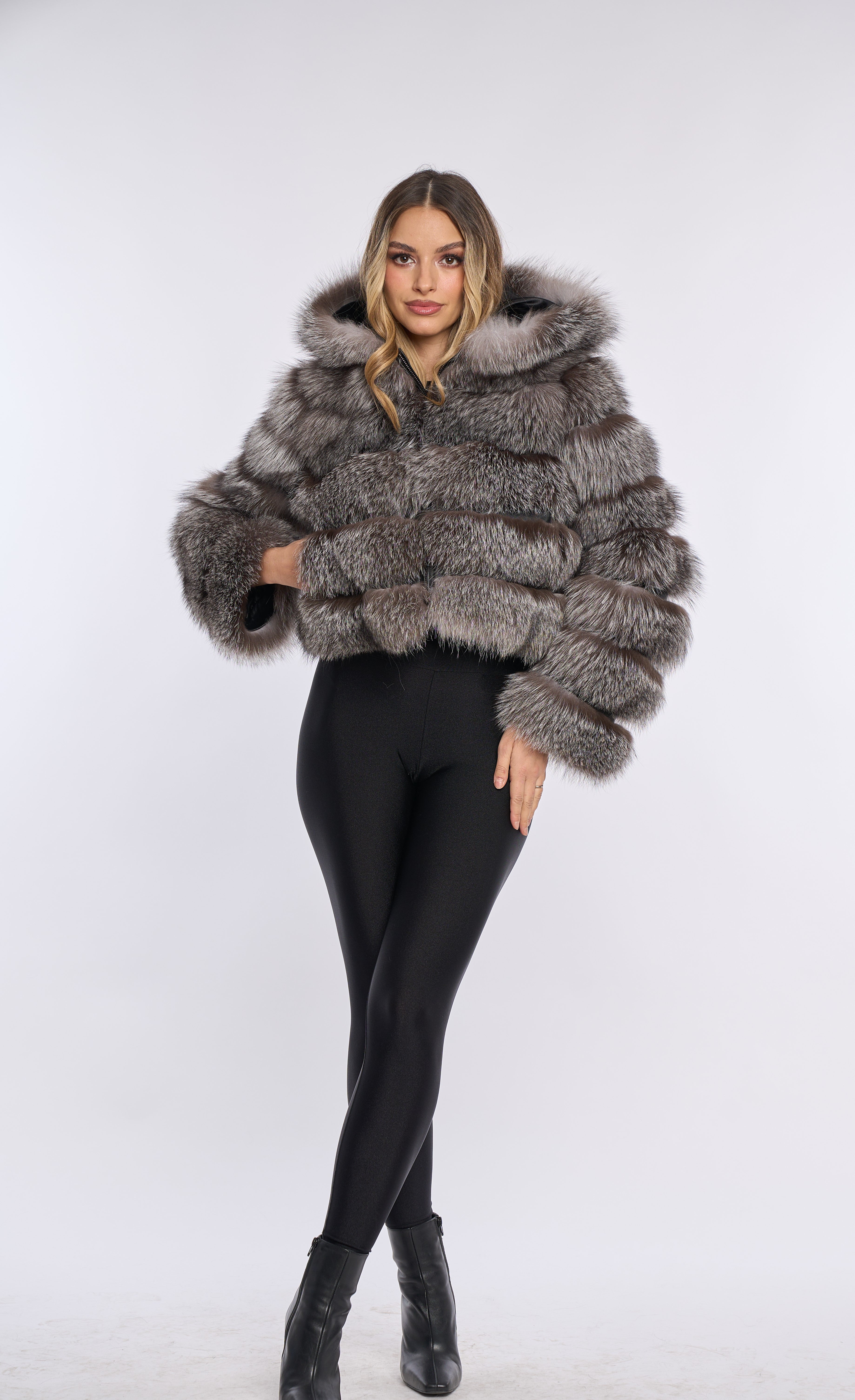 Haina blana naturala de vulpe cu gluga, vulpe argintie, 5R R2 Haina blana naturala de vulpe cu gluga, vulpe argintie, 5R R2