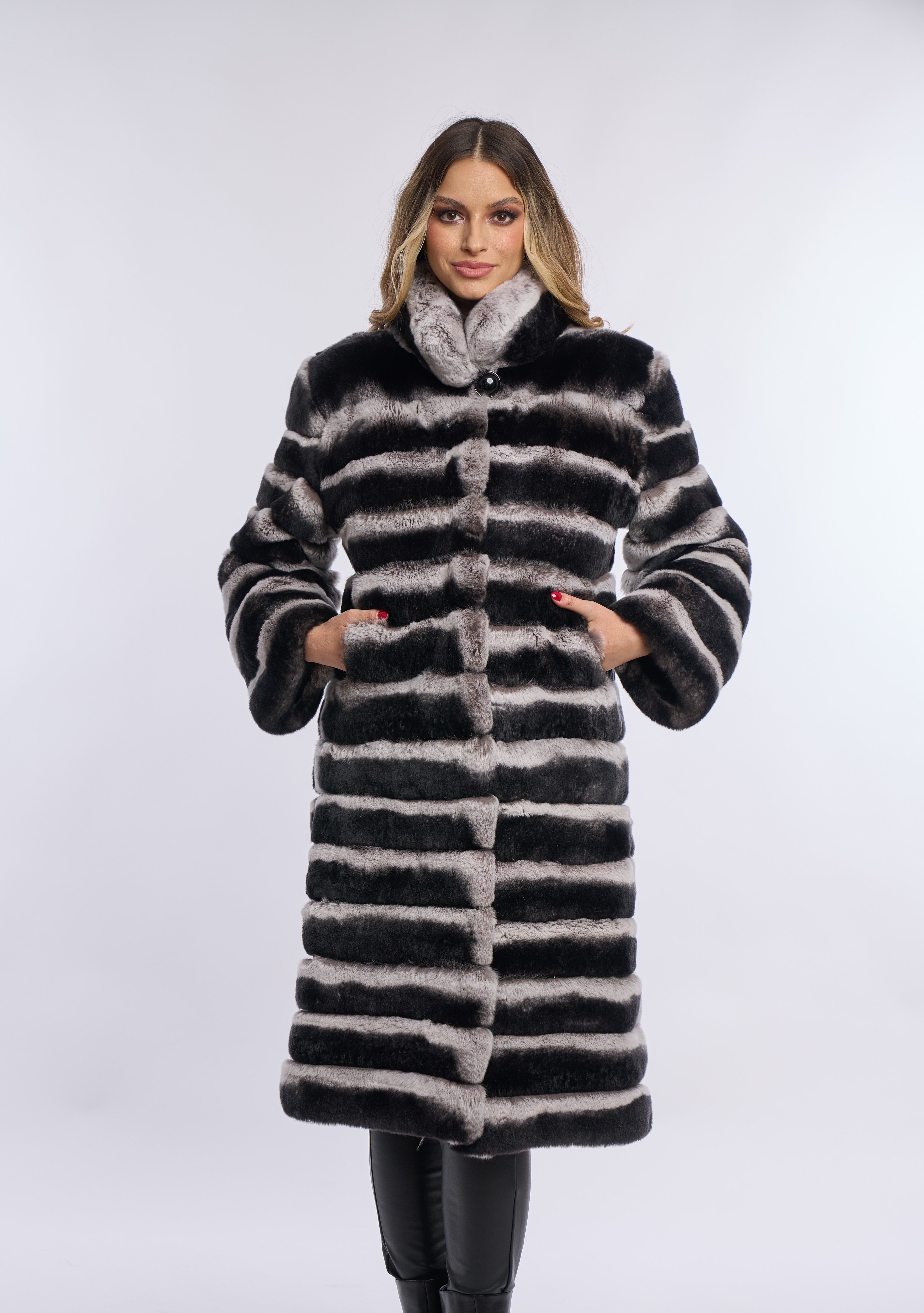 Haina din blana de rex chinchilla, model 6 in 1 Haina din blana de rex chinchilla, model 6 in 1