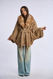Palton alcantara stil fluture cu blana de vulpe, camel