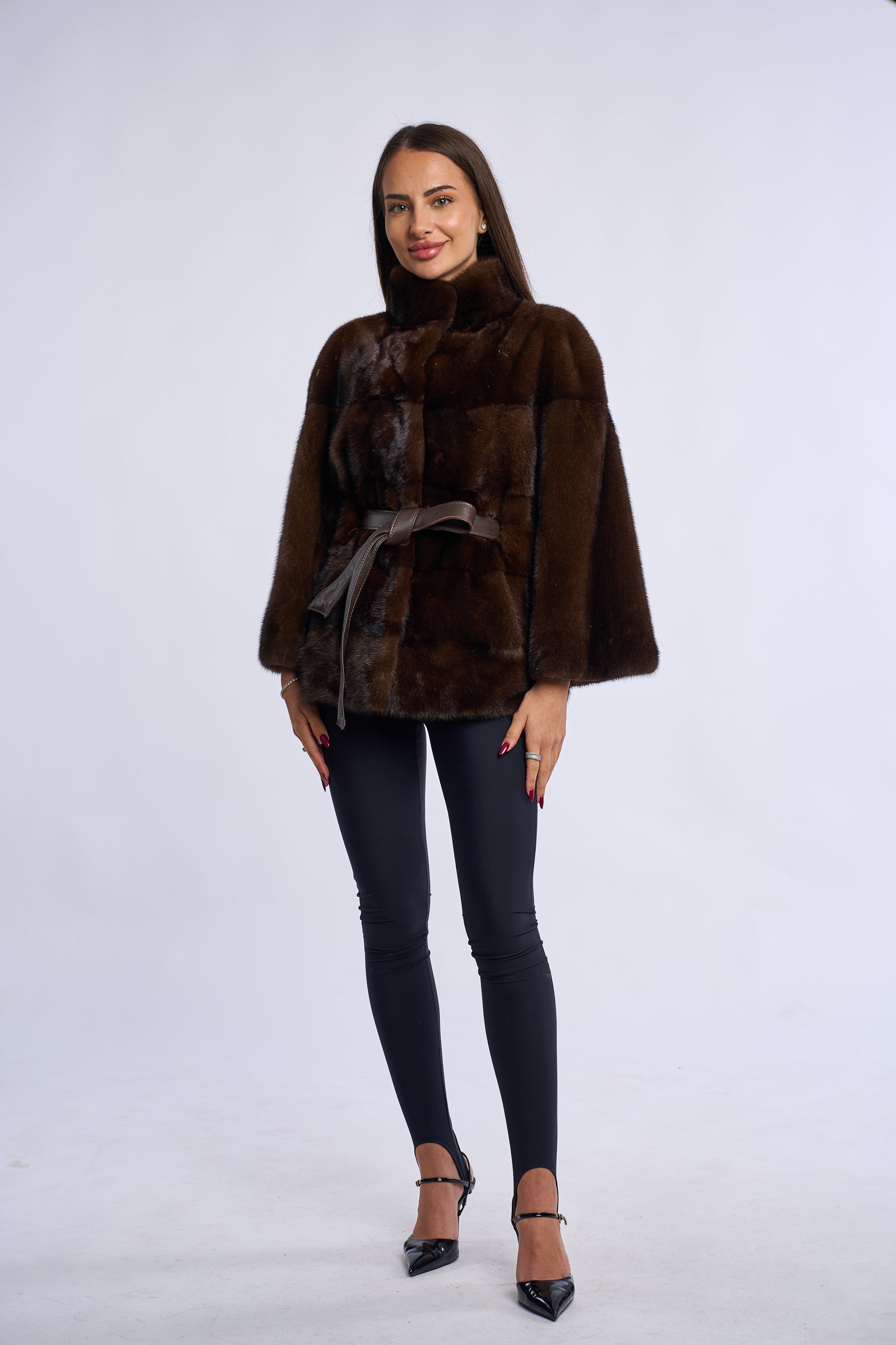 Haina din blana naturala de vizon dark brown, Saranta