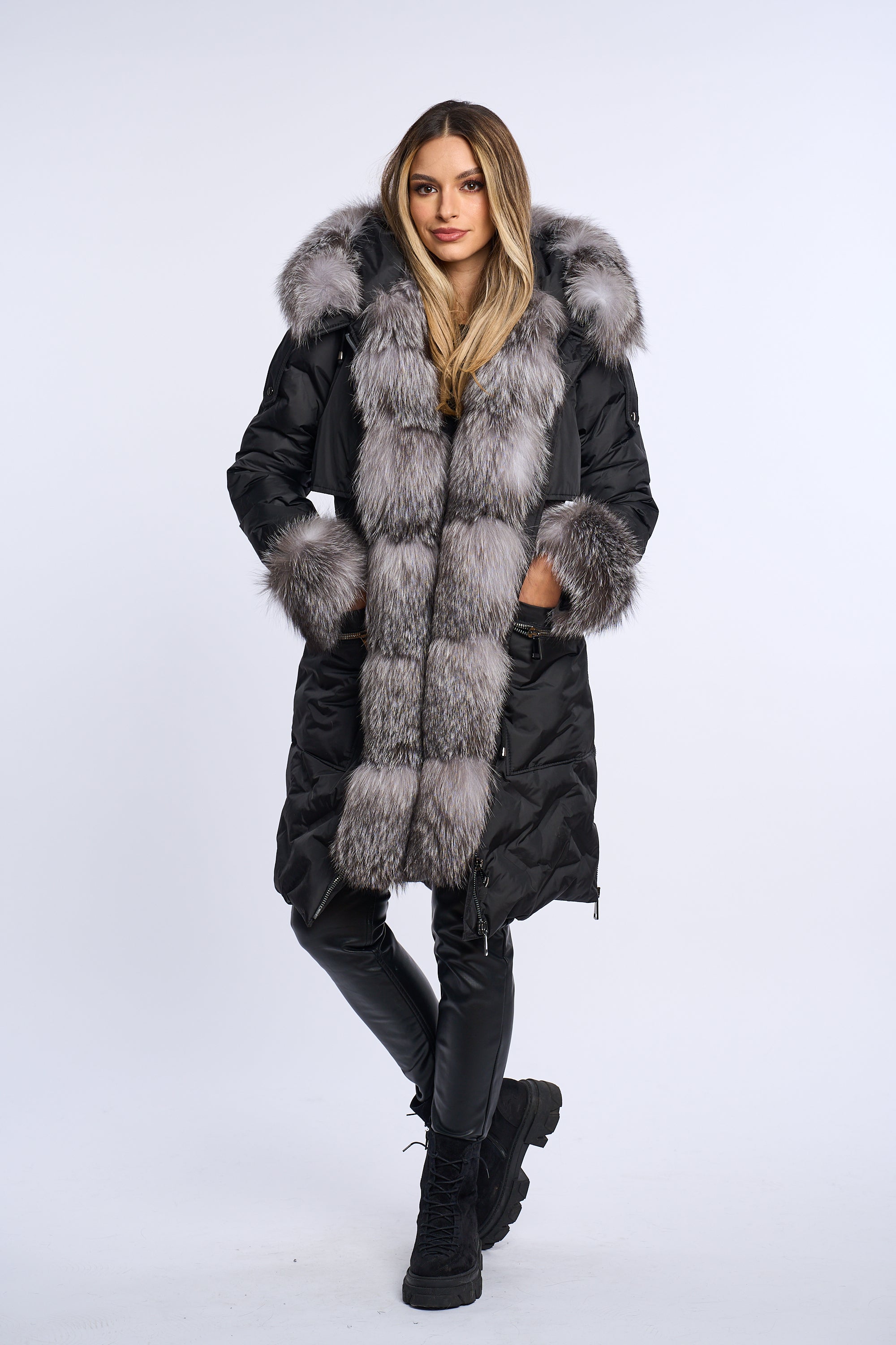 Geaca fas mat , parka lunga cu blana naturala de vulpe argintie