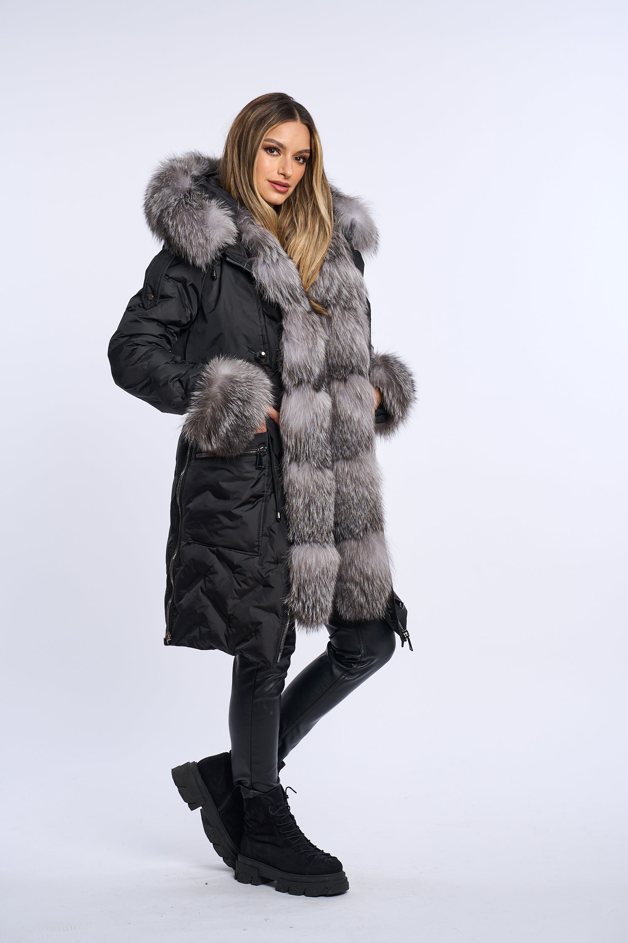 Geaca fas mat , parka lunga cu blana naturala de vulpe argintie
