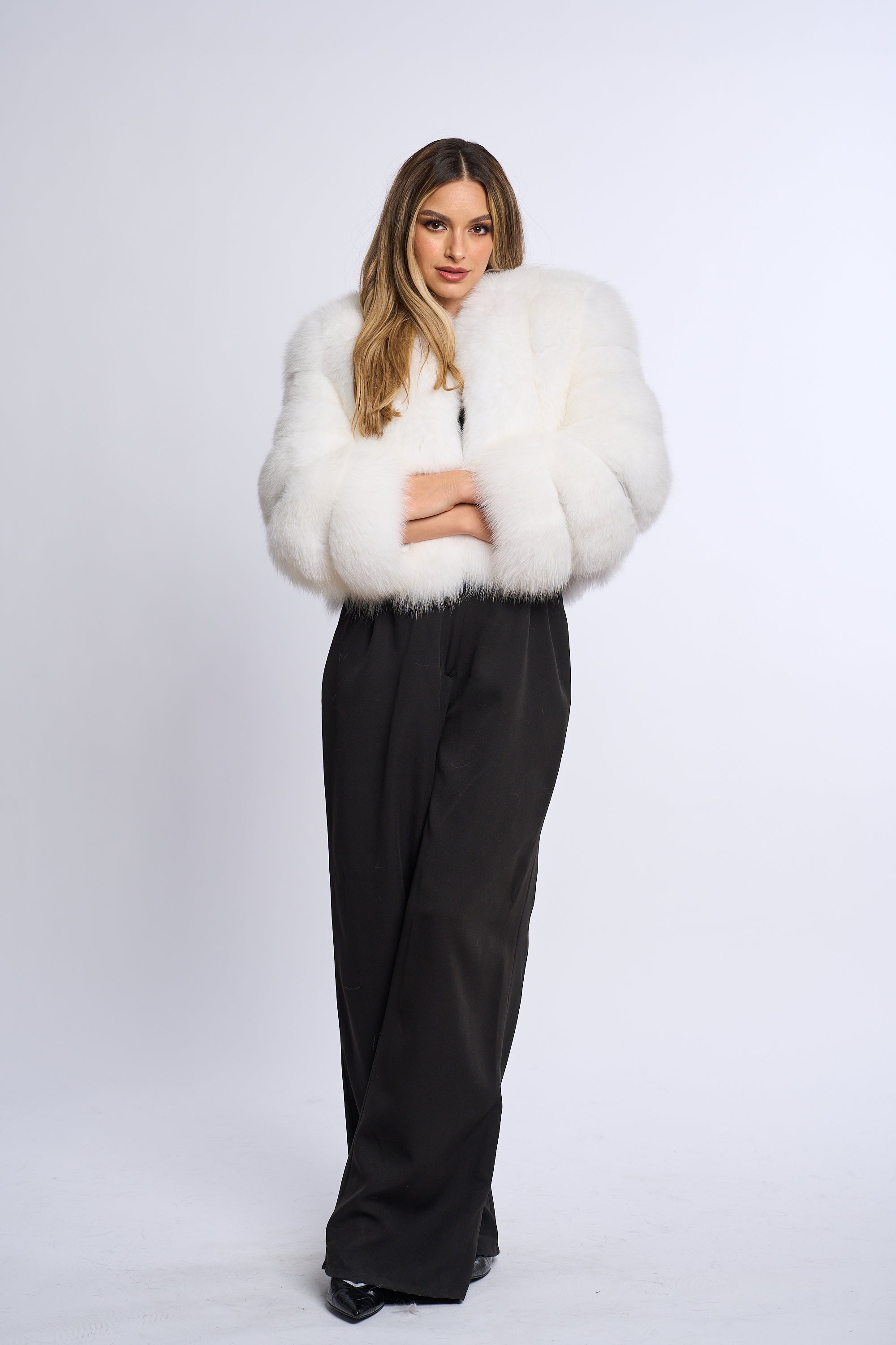 Haina blana naturala din vulpe model scurt 50 cm, alb spuma