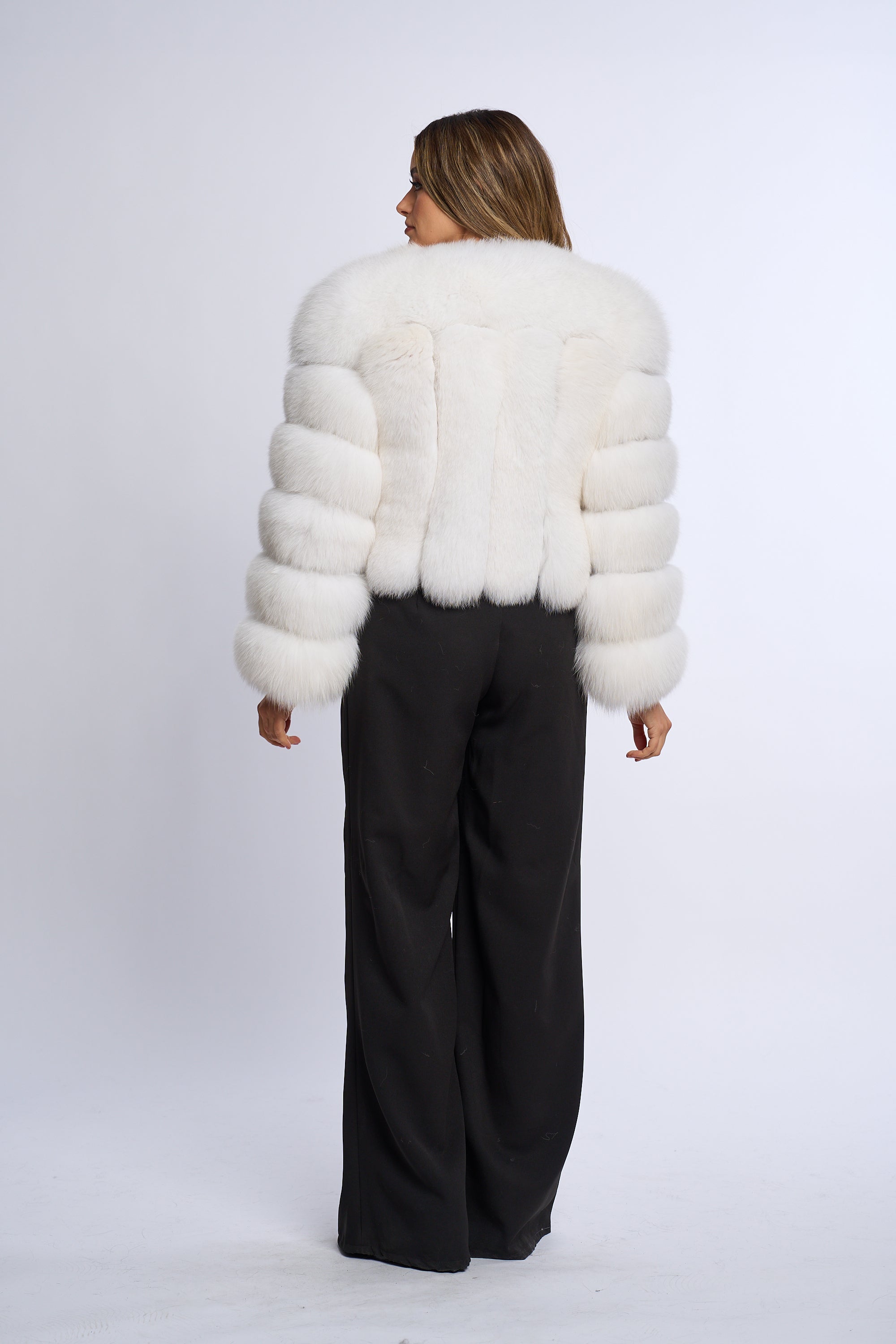 Haina blana naturala din vulpe model scurt 50 cm, alb spuma