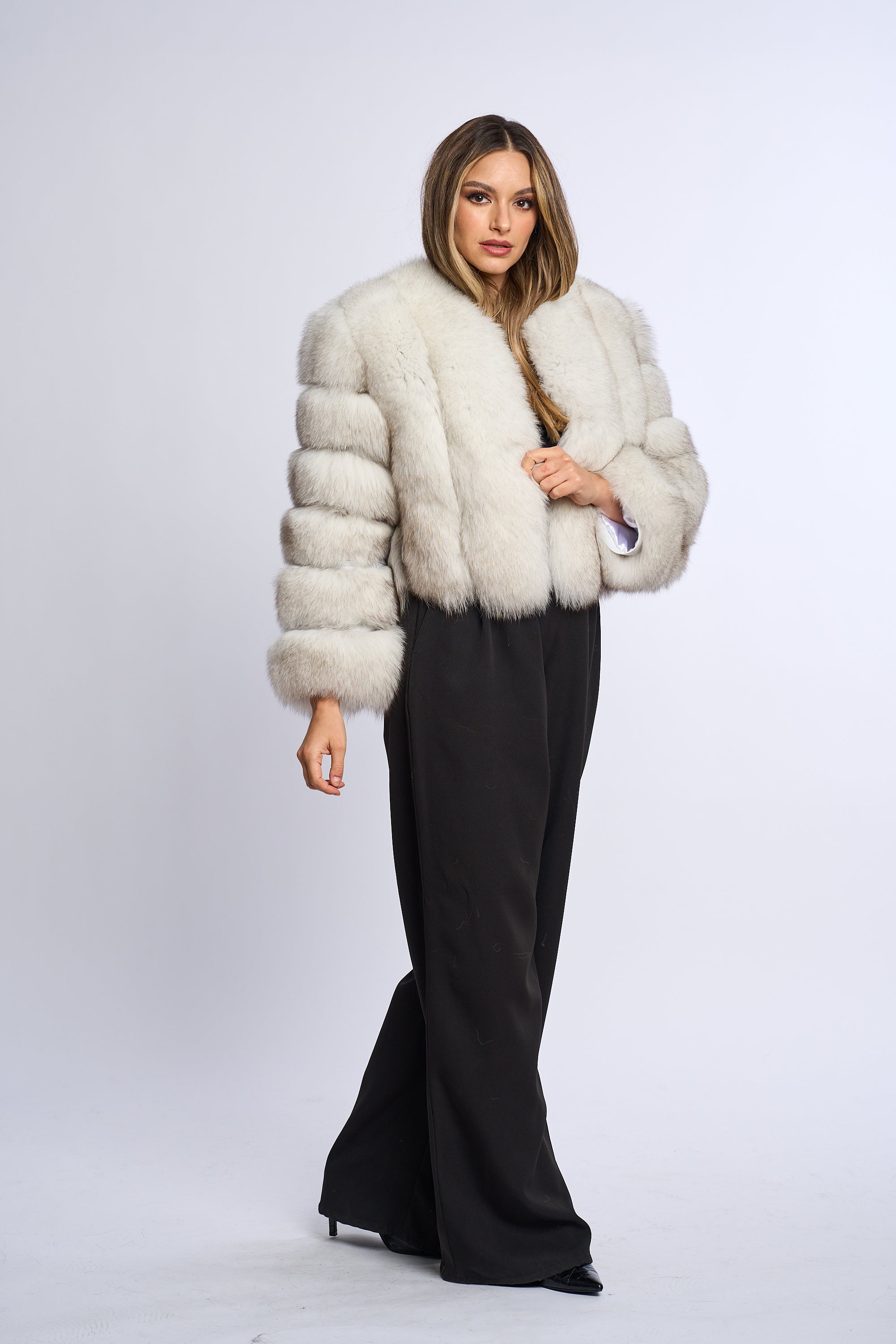 Haina blana naturala din vulpe model scurt 50 cm, alb spicuit