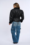Cojoc din blana de miel, Black