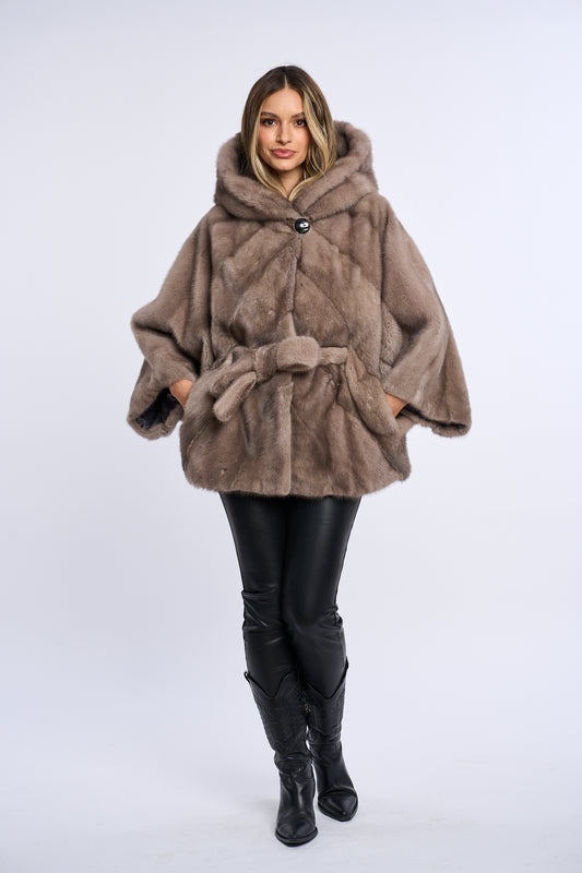 Haina blana naturala de vizon, stil fluture, model in V